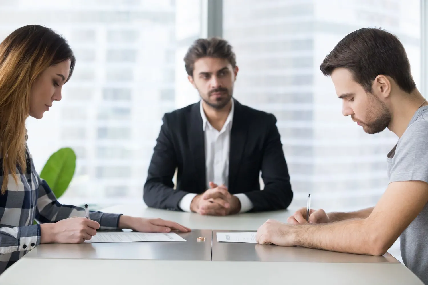 How EH Mediation Guides Couples Toward Fair and Balanced Outcomes Winsford